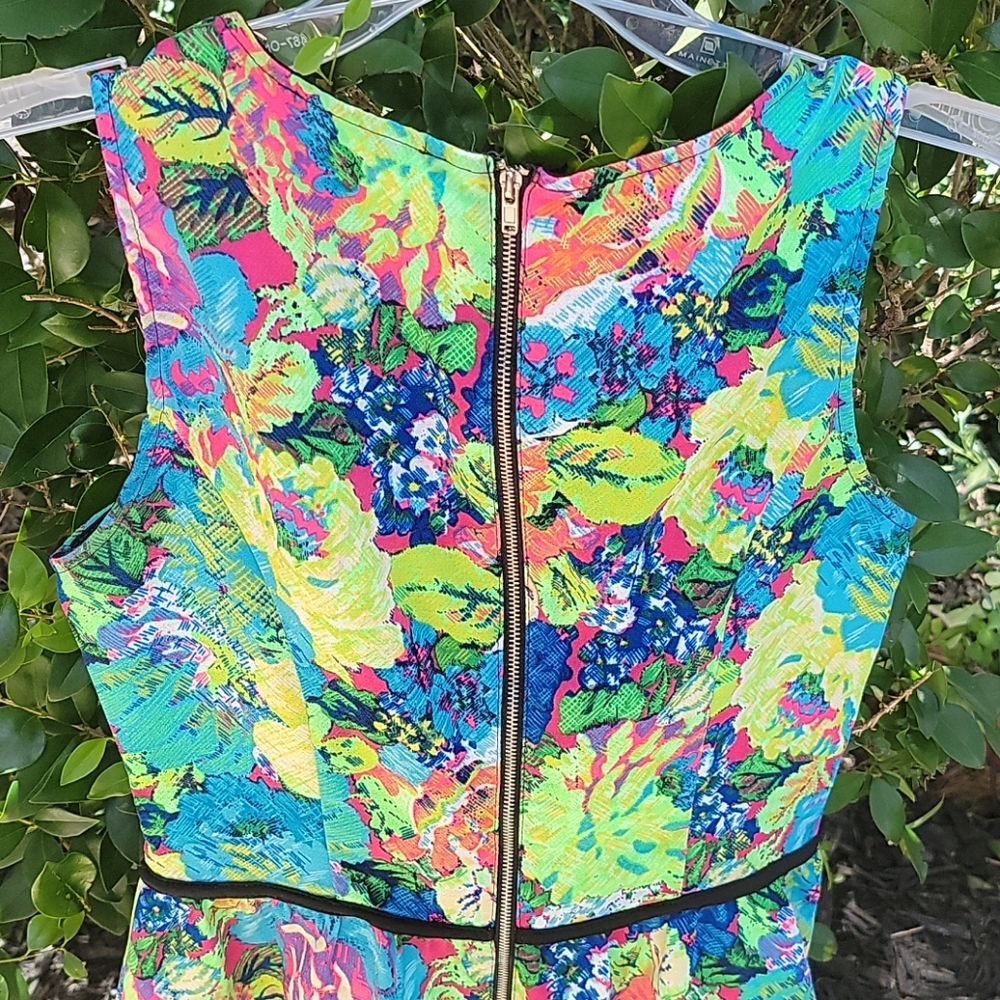 Vintage Peplum floral cut Sleeveless top with zipper. Total BARBIE VIBE!!! NEW - Picture 7 of 8